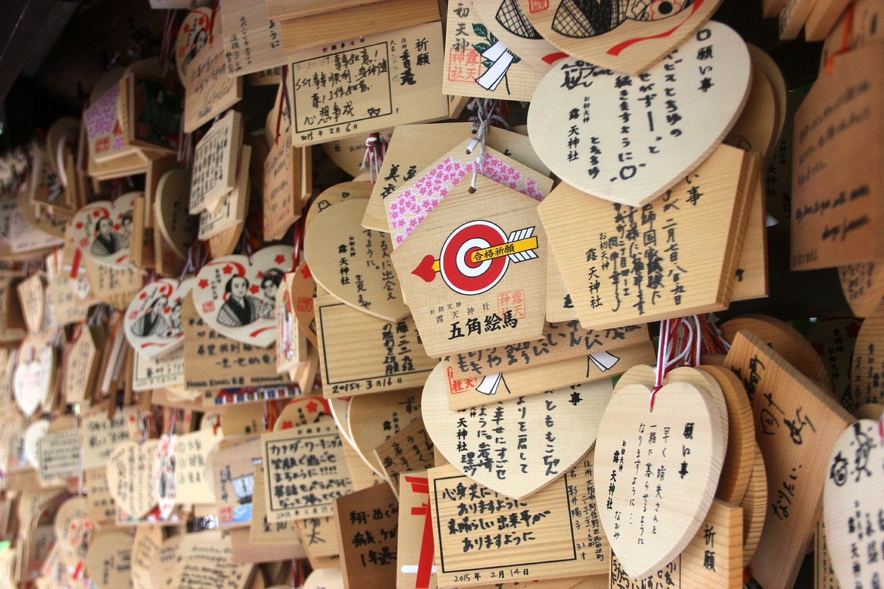 遵义留学日本之融入日本社会：文化交流与学术提升的完美平衡